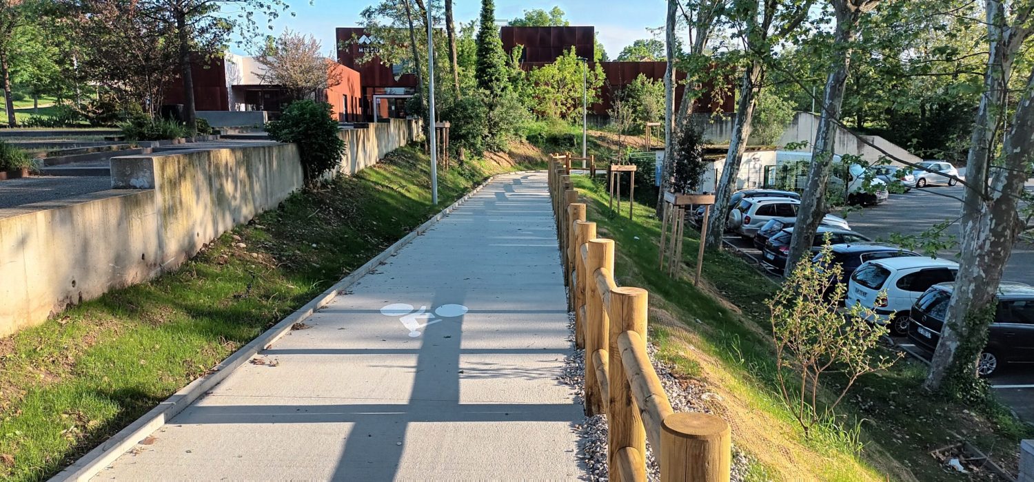 Reconfiguration des accès à la Résidence Champlong à Saint-Genis-Laval Reconfiguration des accès à la Résidence Champlong à Saint-Genis-Laval