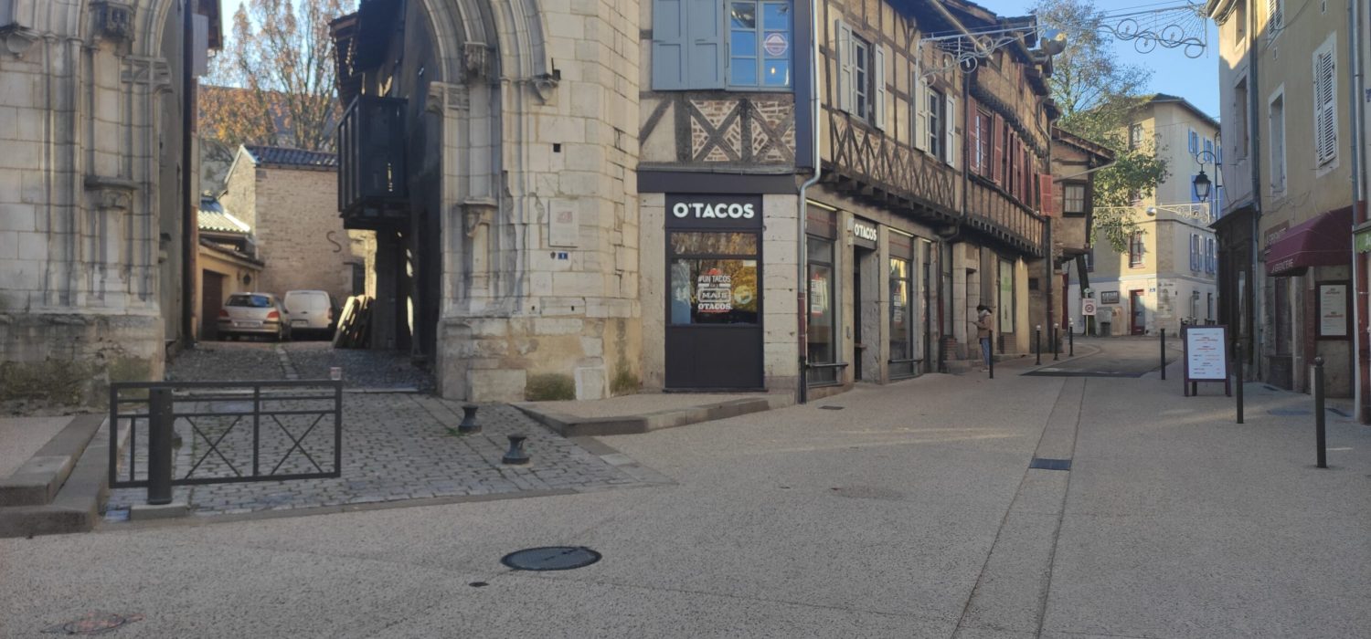 Aménagement de le Rue de la République à Bourg-en-Bresse Aménagement de le Rue de la République à Bourg-en-Bresse